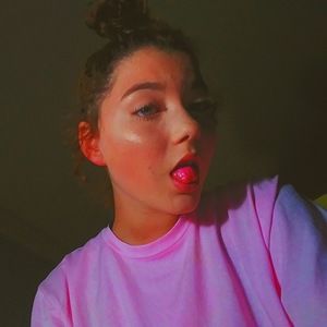 Meet your Posher, Sierra